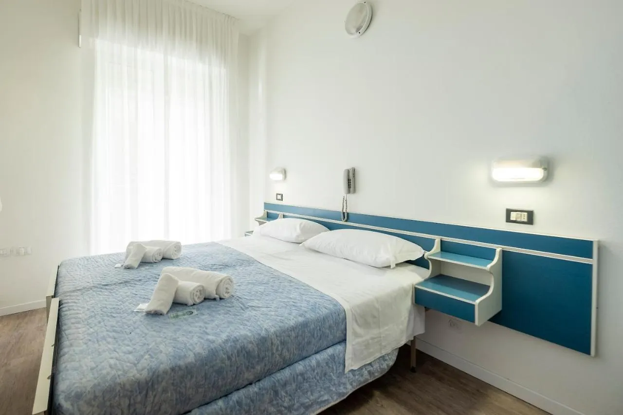 Hotel Lexington Rimini 3*,